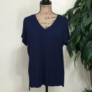NWT Navy Tahari blouse